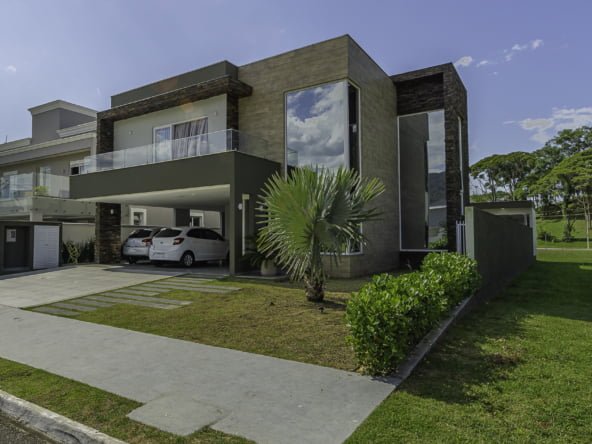 Casa Mobiliada Condomínio Caledônia