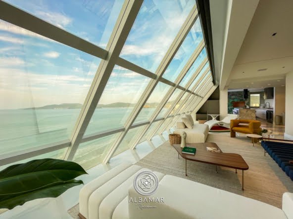 Penthouse Albamar Frente Mar