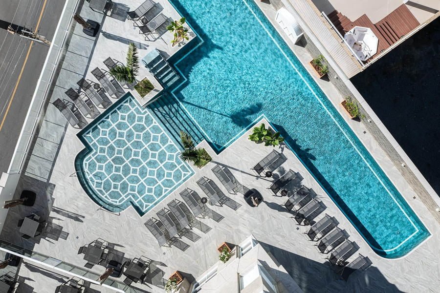 Hamptons Village Embraed