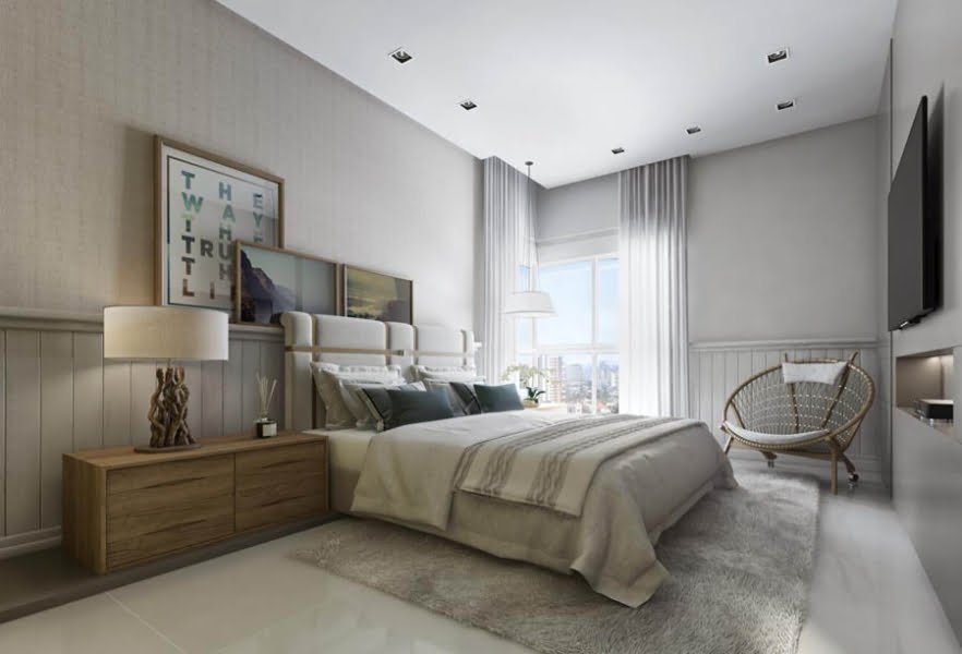 Hamptons Village Embraed