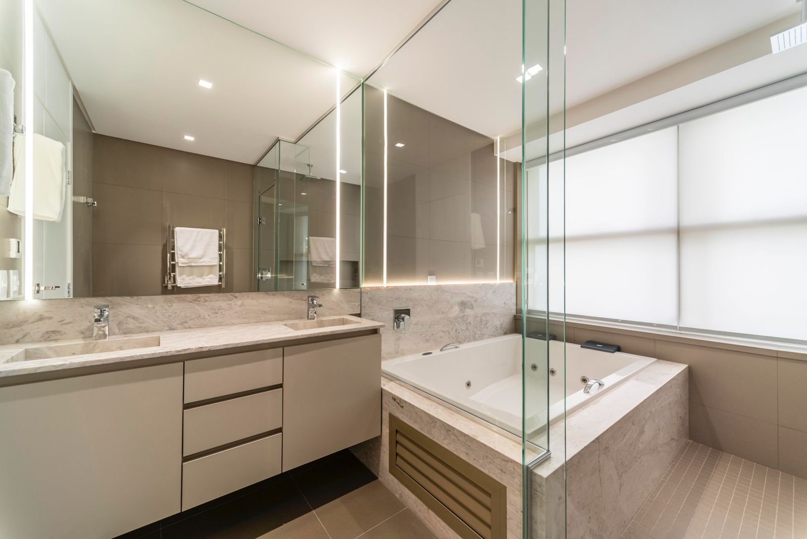 Yachthouse by Pininfarina Decorado